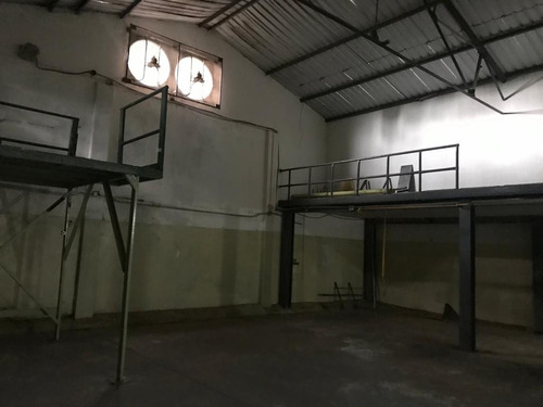 (#1048) Galpón De 1.100m2, Los Dos Caminos - Caracas