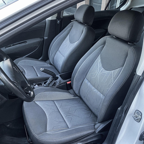 Peugeot 408 1.6 Active 115cv