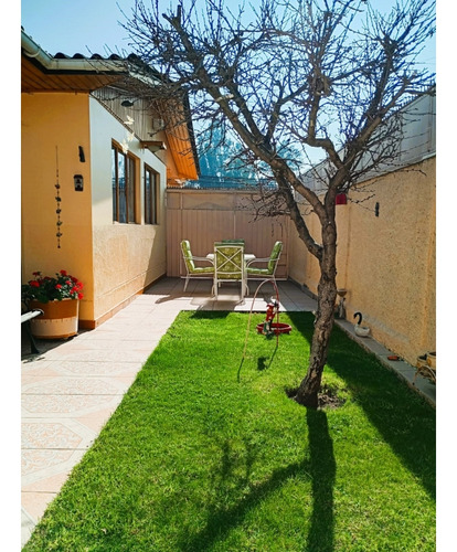 Casa De Un Piso Con Excelente Ubicación En Villa Alemana