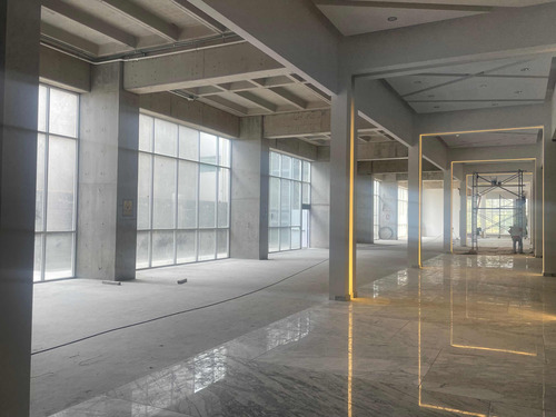 Hermoso Local Nuevo 355 Mt2 Altura 6 Mts En Pedregal Sobre Periferico Junto Plaza Artz