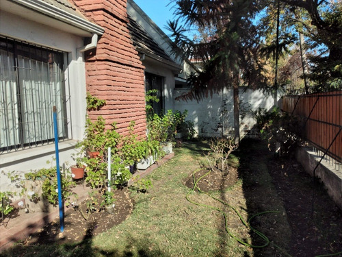 Imagen 2 de 23 de Casa Amplia Arriendo En Ñuñoa