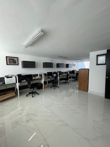 Casa Para Oficinas Con Uso De Suelo S
