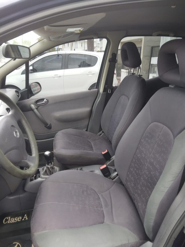 Imagen 8 de 10 de Mercedes-benz A160 2001
