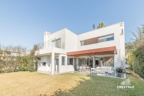 Imagen 4 de 30 de Hermosa Casa 4 Dormitorios En Venta, Excelente Calidad Constructiva - San Marino (funes Hills)