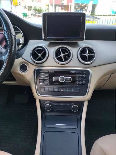 Imagen 11 de 15 de Mercedes-benz Clase Gla 200 Sport