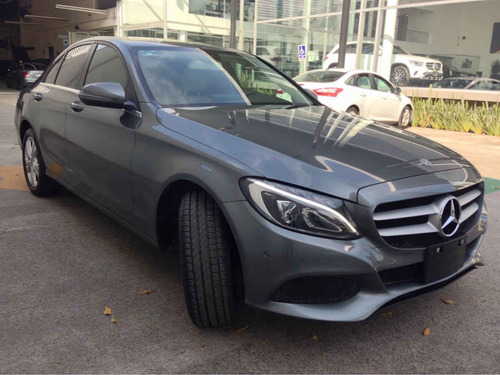 Imagen 6 de 12 de Mercedes-benz Clase C 2018 4p C 200 Exclusive L4/2.0/t Aut