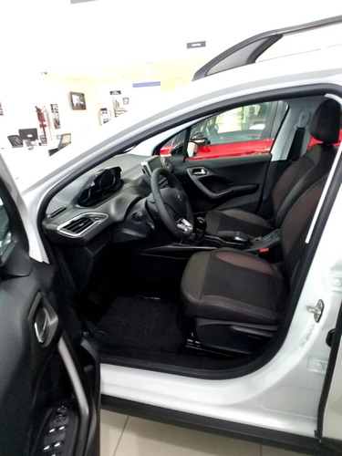 Peugeot 2008 Feline Tiptronic E