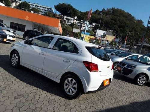 Imagem 4 de 9 de Chevrolet Onix 1.0 Mpfi Lt 8v Flex 4p Manual
