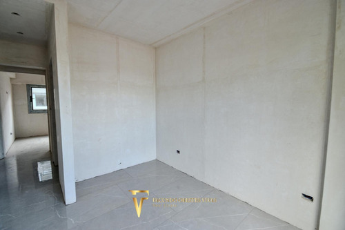 Venta Mataderos Departamento 4 Ambientes Balcon Categoria