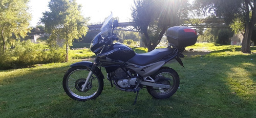 Imagen 1 de 8 de Honda Falcon 400