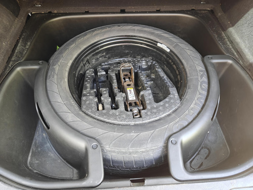 Jeep Grand Cherokee Laredo V6 Lujo 4x2 At