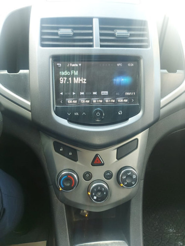 Imagen 8 de 21 de Chevrolet Sonic Lt 1.4 4p Sedan C/gnc