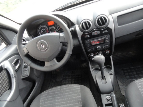 Renault Sandero 1.6 16v Privilège Hi-flex Aut. 5p