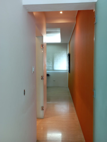 Venta Quinta En La Urb. Bosque De La Lagunita. El Hatillo. Milthonhouse53