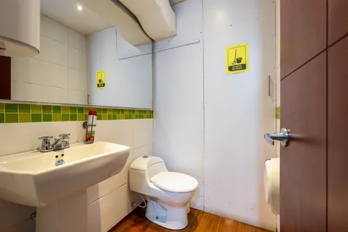 Oficina En Arriendo/venta En Chico Norte. Cod A1105064