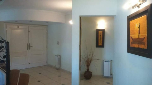 Imagen 3 de 28 de Casa En Venta 3 Dormitorios - Villa Del Lago - Carlos Paz