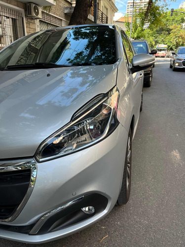 Peugeot 208 1.6 Feline