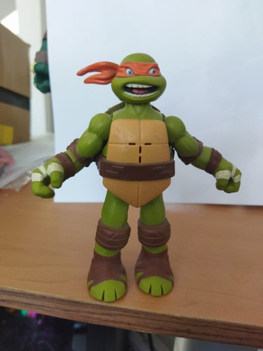 Figura Tortugas Ninja Michaelangelo Tmnt Con Sonidos. 