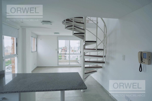 Imagen 17 de 28 de Hermoso Duplex En Torre Con Servicios !!