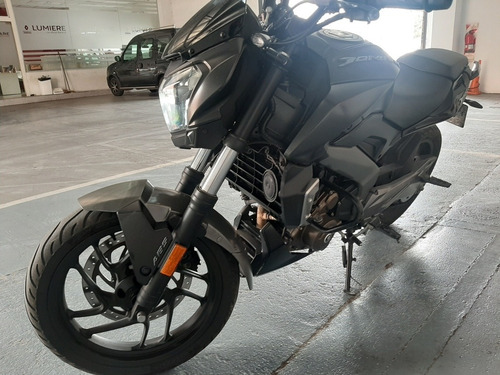 Imagen 5 de 15 de Bajaj Dominar 400