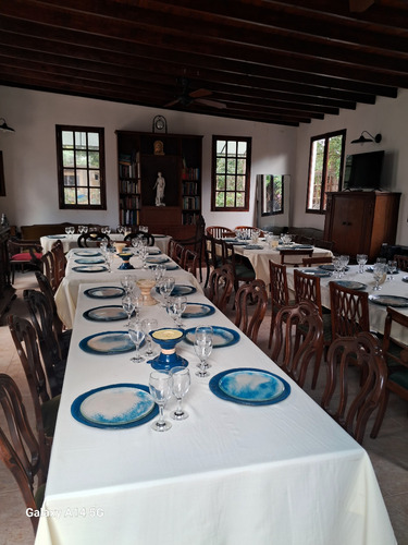 Salón Para Eventos Y Festejos Familiares En Quinta Arbolada
