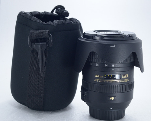 Nikon 18 200 F/3.5-5.6g Vr Dx (tags 17,24,28,35,50,55,105) (Usado)