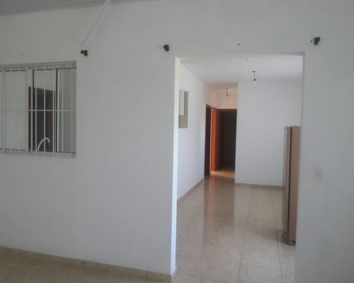 Imagem 14 de 25 de Chácara Bem Localizada; Chácara À Venda Em Juquitiba; - 96 - 32982819