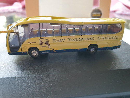Autobus Miniatura Escala N, Oxford Plaxton Elite