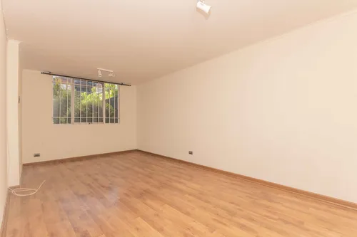 Edificio Huerfanos (1 Est.) Piso 1