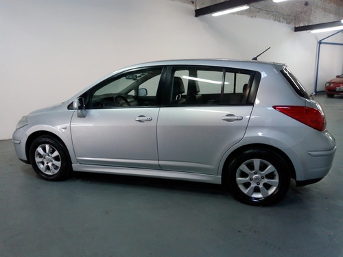 Nissan Tiida 1.8 Tekna 5 P 2013