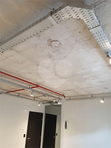 Imagem 3 de 15 de Sala Comercial E 1 Banheiro Para Locação, 33 M², Moema - Sp - Reo656664