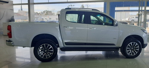 Imagen 2 de 15 de Chevrolet S10 2.8 Ltz Cd 4x2 Manual 2022