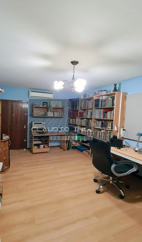 Imagen 16 de 21 de Venta De Hermoso Duplex De 4 Amb En San Justo.