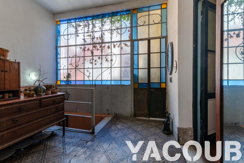 Ph En Venta - 4 Dormitorios 2 Baños - 270mts2 - Almagro