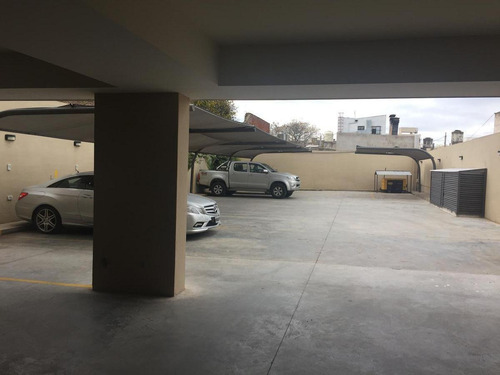 Imagen 21 de 25 de Piso De Categoria - Irigoyen 776 -