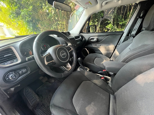 Imagen 10 de 20 de Jeep Renegade 1.8 Automatica Sport Plus Año 2018 Gris Plata