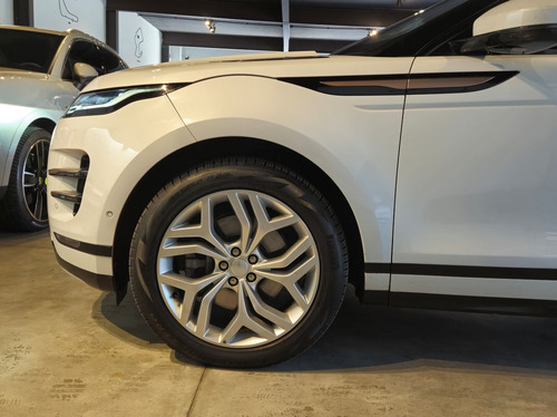 Land Rover Range Rover Evoque 2.0 P250 R-DYNAMIC SE AWD