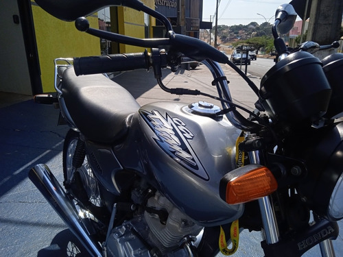 Imagem 2 de 7 de Honda Cg