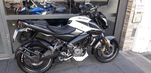 Bajaj Rouser Ns 200 Twister Fz Financio Permuto Qr Motors