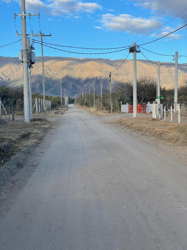 Importante Lote En Venta Ubicado En Los Molles, San Luis. A 1600 Mts De La Ruta N 1. Hacia El Valle.