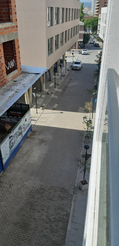 Venta Departamento 2 Dormitorios - Pileta - Cochera