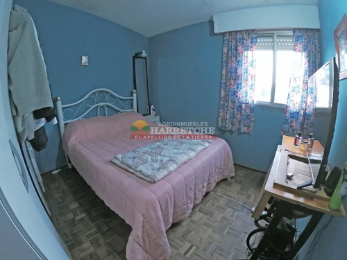 Casa En Dos Niveles Venta Progreso, 3 Dormitorios, Parrillero, Estacionamiento, Con Renta