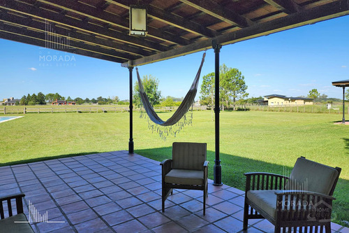 Casa En Venta Y/o Alquiler En El Malacate Vista Abierta A Cancha De Polo 4 Dorm Pileta