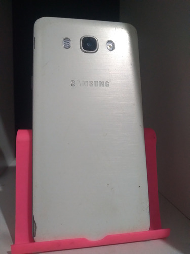 Samsung J72016 Libre 2de Ram 16gb Funciona Muy Bien. Blanco (Usado)