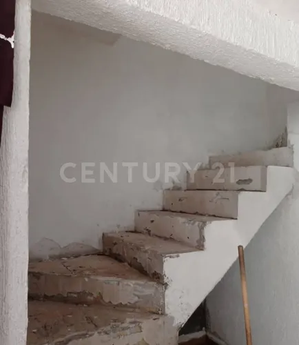 Casa Al Sur De La Ciudad Para Remodelar.