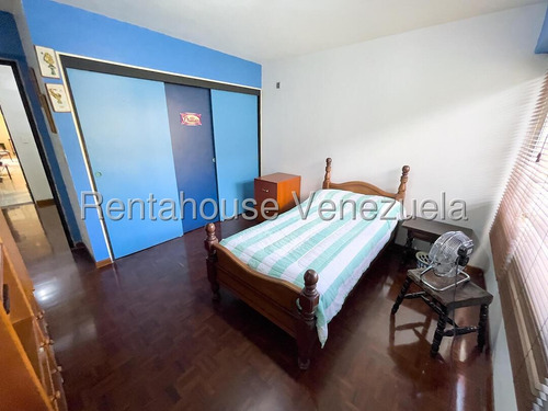 Ip Vendo Apartamento En Las Esmeraldas 26-91
