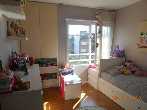 Imagen 12 de 19 de Departamento En Venta De 3 Ambientes, Totalmente Remodelado En San Isidro Central. San Isidro