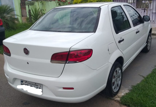 Fiat Siena 2014 1.0 El Flex 4p Branco - Carro De Mulher