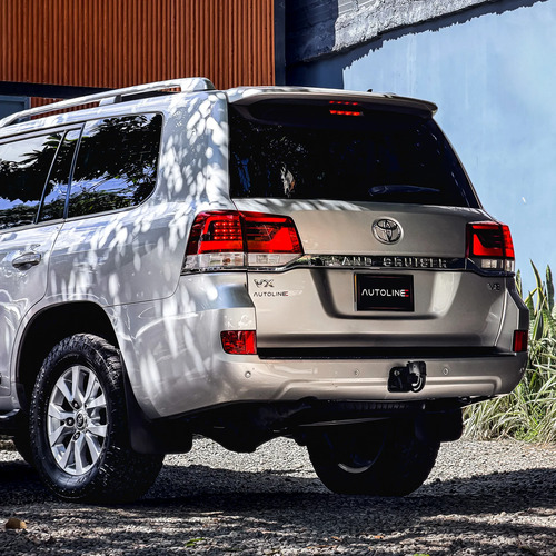 Toyota Land Cruiser LC200 4.5 VX