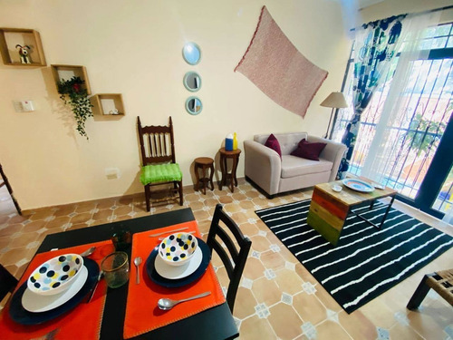 Alquiler, Apartamento De 1 Habitación En La Zona Colonial